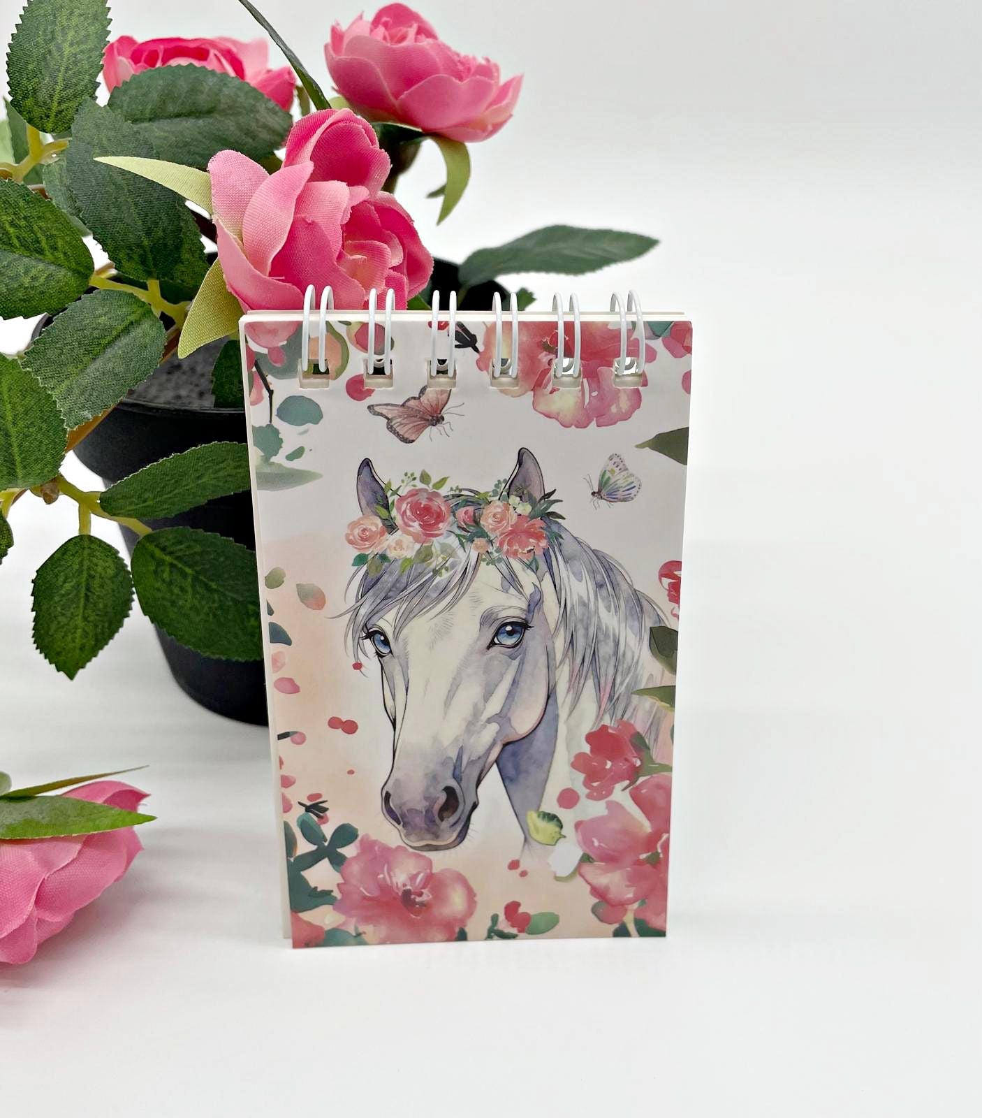 A GIRL WHO JUST LOVES HORSES Teenage Girl Spa BIRTHDAY Gift Box