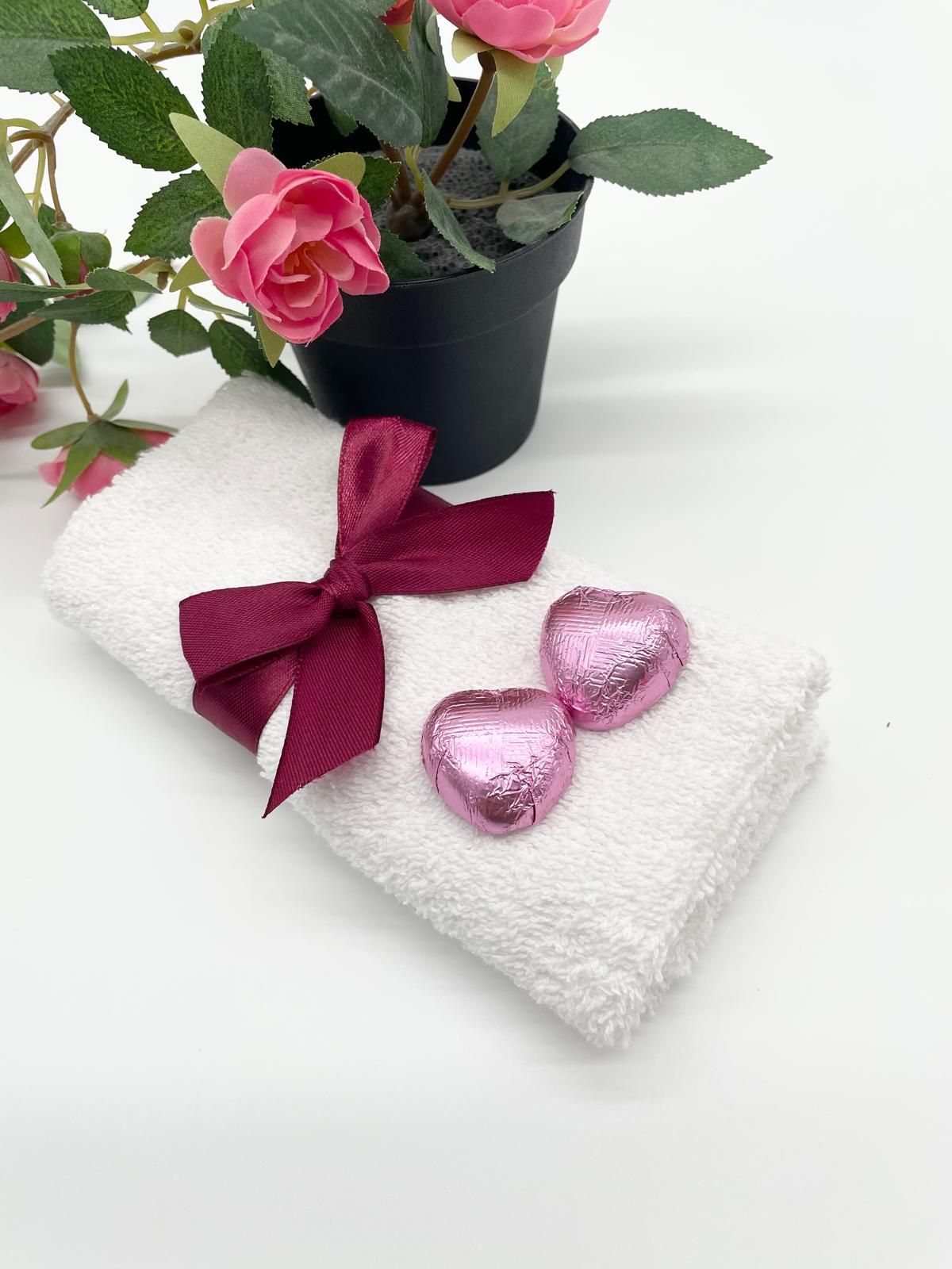 Young Lady Pamper Gift Box for Cat lover